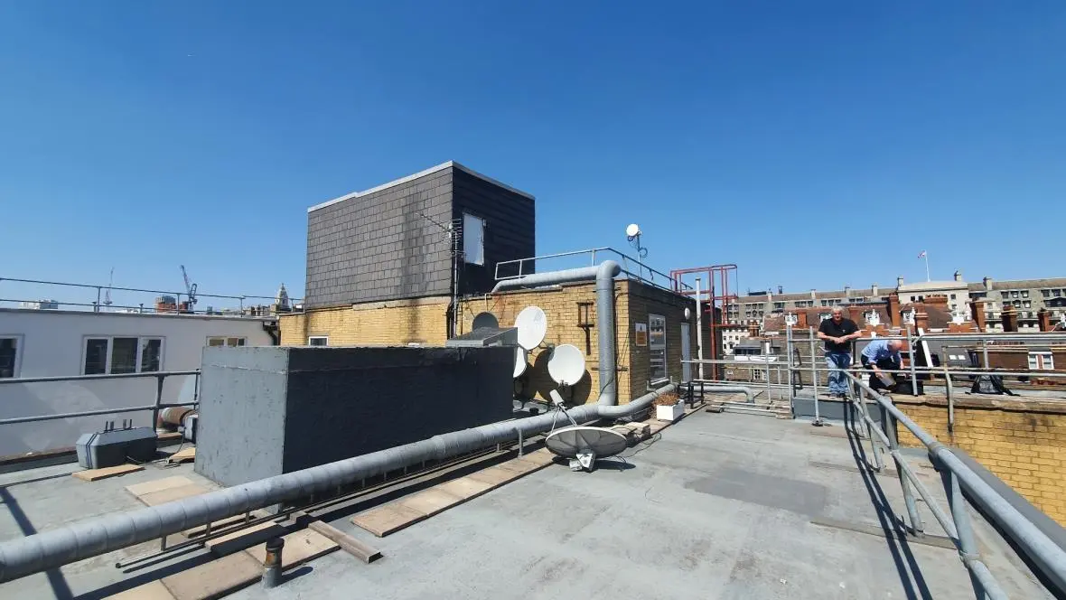 Existing Holmes Hotel roof where the new accommodation level was proposed