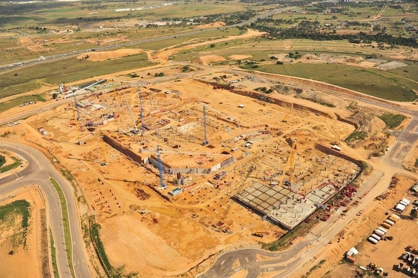 Early foundations and groundworks for the Mall of Africa