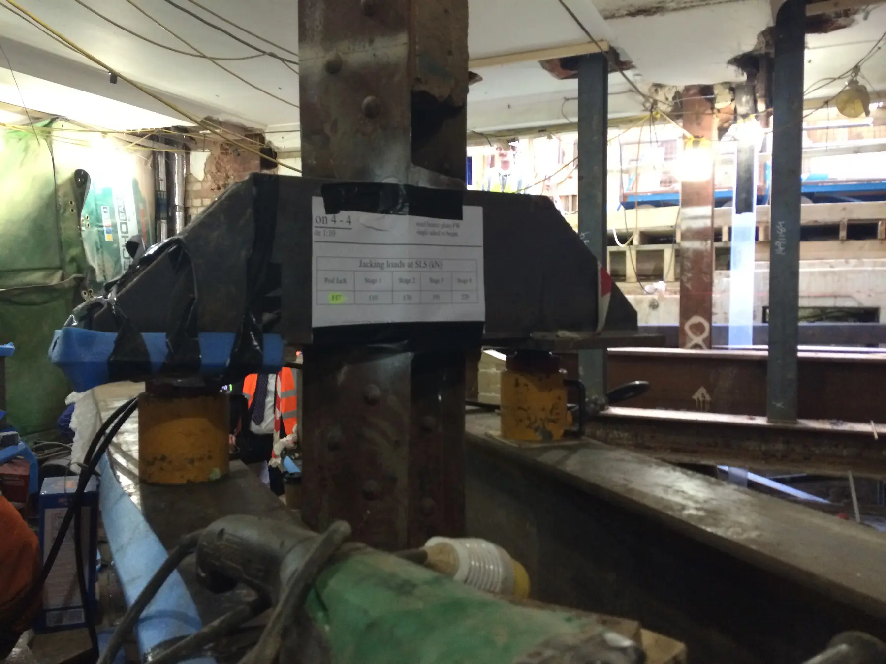 Temporary column and transfer steelwork within the occupied building at 50 Sloane Street
